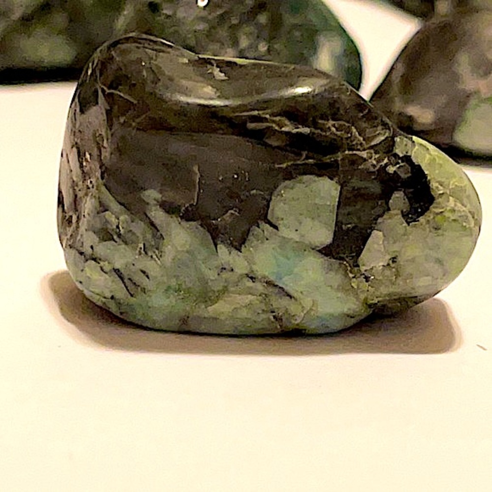 Brazilian Emerald, Mica, Indigenous Stone💚 Tumbled & Super Polished - Picture 8 of 16